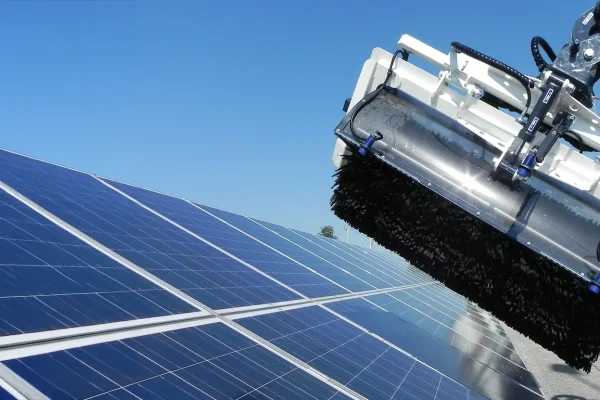 Pulitrice SolarClean per pannelli fotovoltaici e solari hymach evidenza